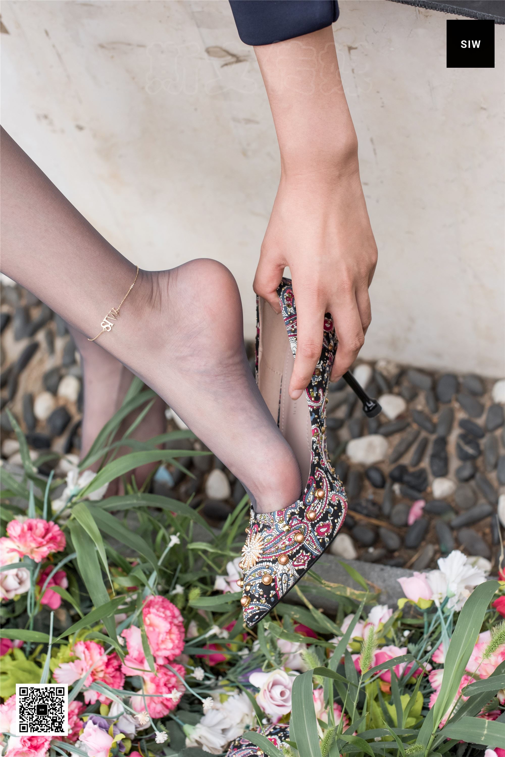 SIW斯文传媒 078 欧街花泉-嘉慧